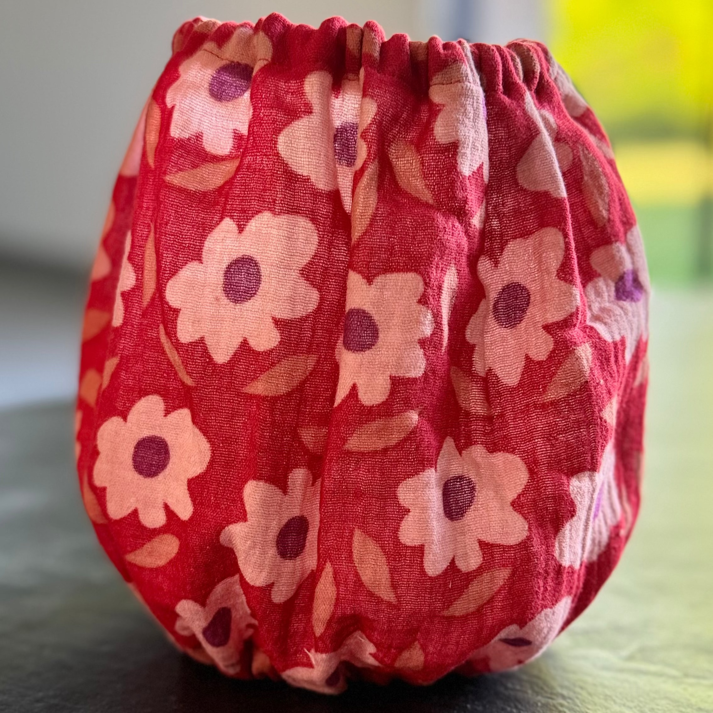 Snood Gaze de coton motif ROUGE FLEURS